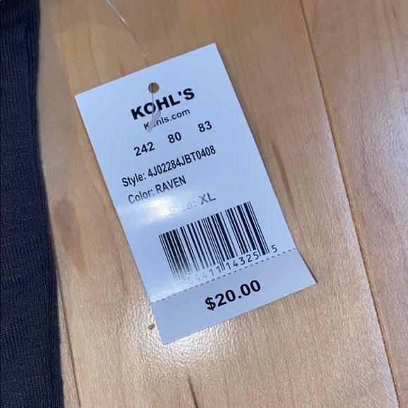 Beatles Crop Top - Picture 4 of 5